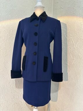 Women's Navy Coat with Black Velvet Collar